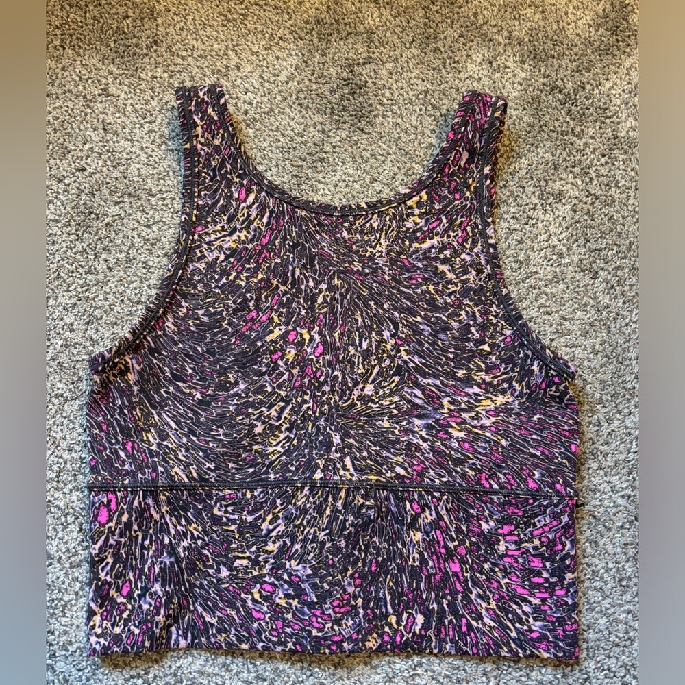 Lululemon Power Pivot Tank - Picture 3 of 3